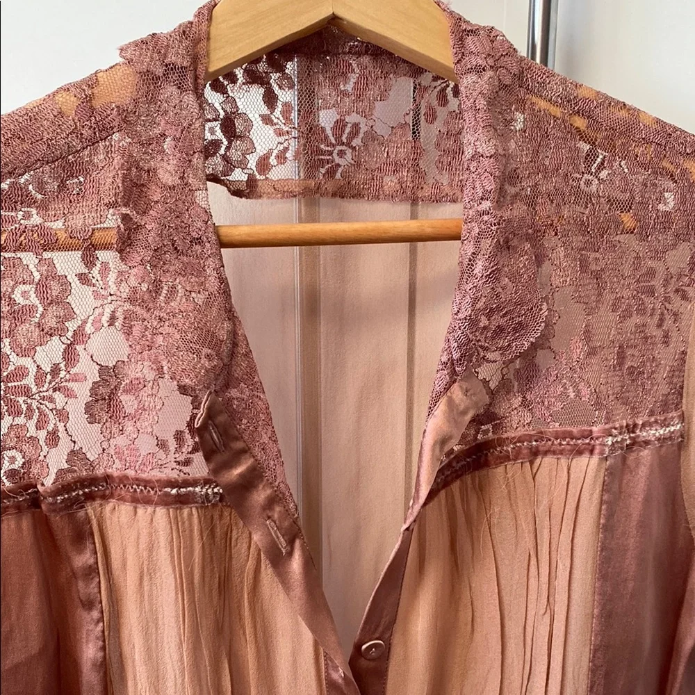 Philosophy Di Alberta Ferretti Lace Trimmed Silk Blouse size 10 made in Italy - Picture 3 of 9